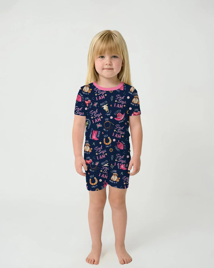 Template Zweiteiliges Pyjama-Set mit kurzen Ärmeln und Shorts
