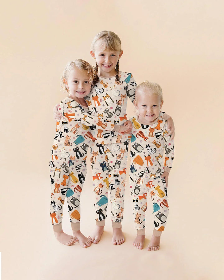 Zweiteiliges Langarm-Pyjama-Set mit Sommerfrüchten