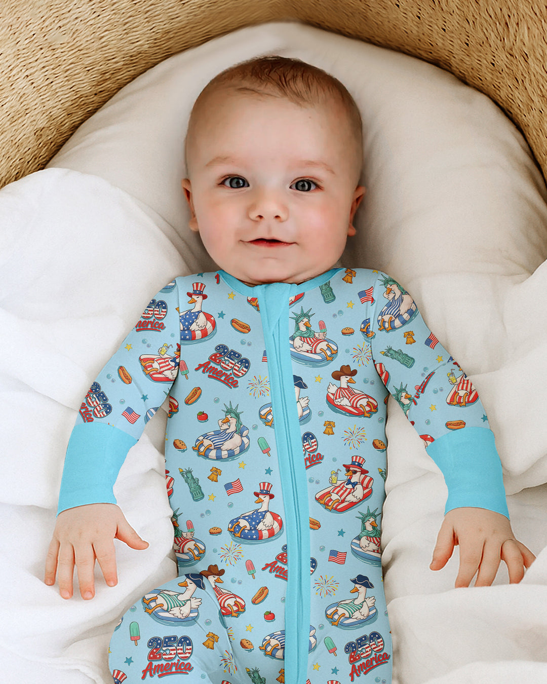 Gerippte Babykleidung mit individuellem Foto - Weich &amp; Skizzenhaft