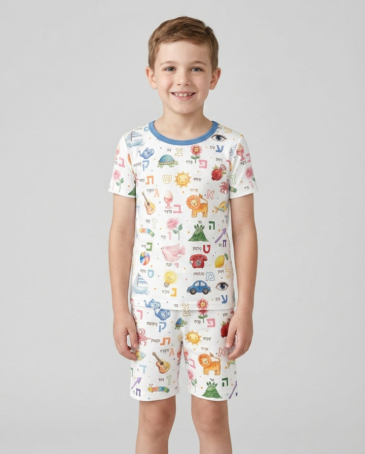 Template Zweiteiliges Pyjama-Set mit kurzen Ärmeln und Shorts