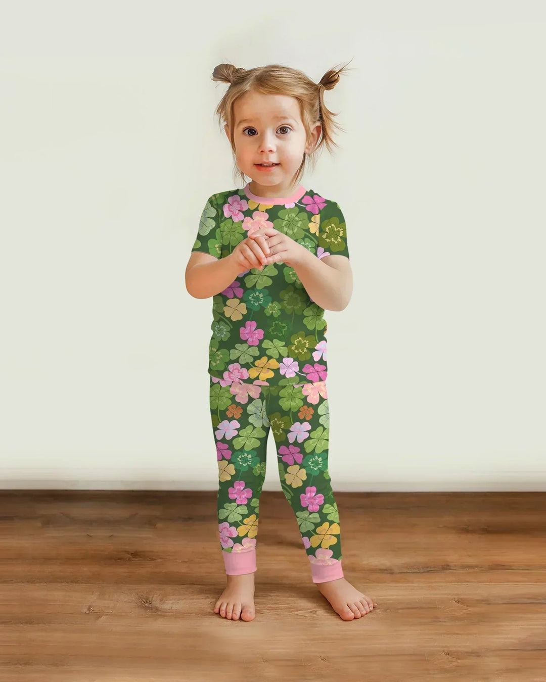 Lucky 4 Leaf Clover Two Piece Short Sleeve Pajama Set