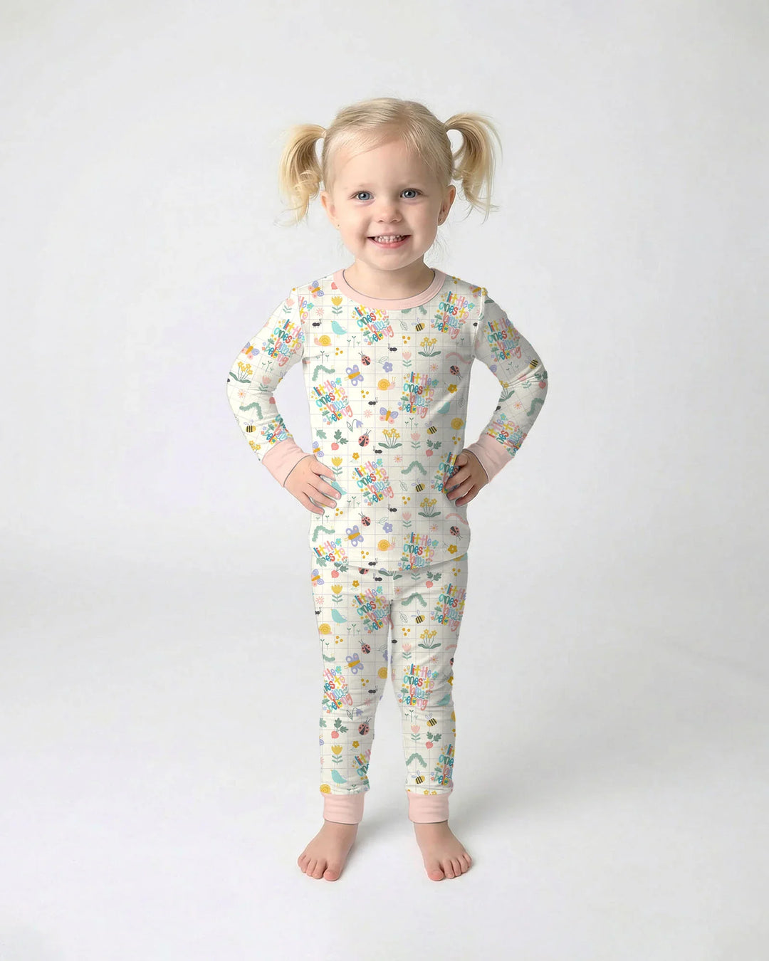 Zweiteiliges Langarm-Pyjama-Set mit Sommerfrüchten