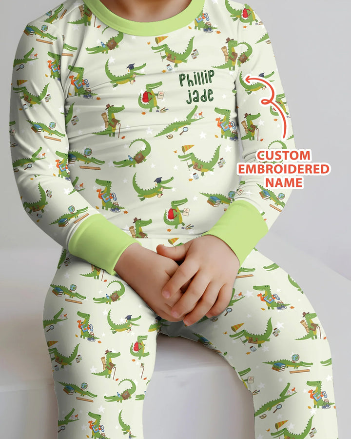 Pijama de dos piezas de bambú con caimán bordado y nombre personalizado de manga larga