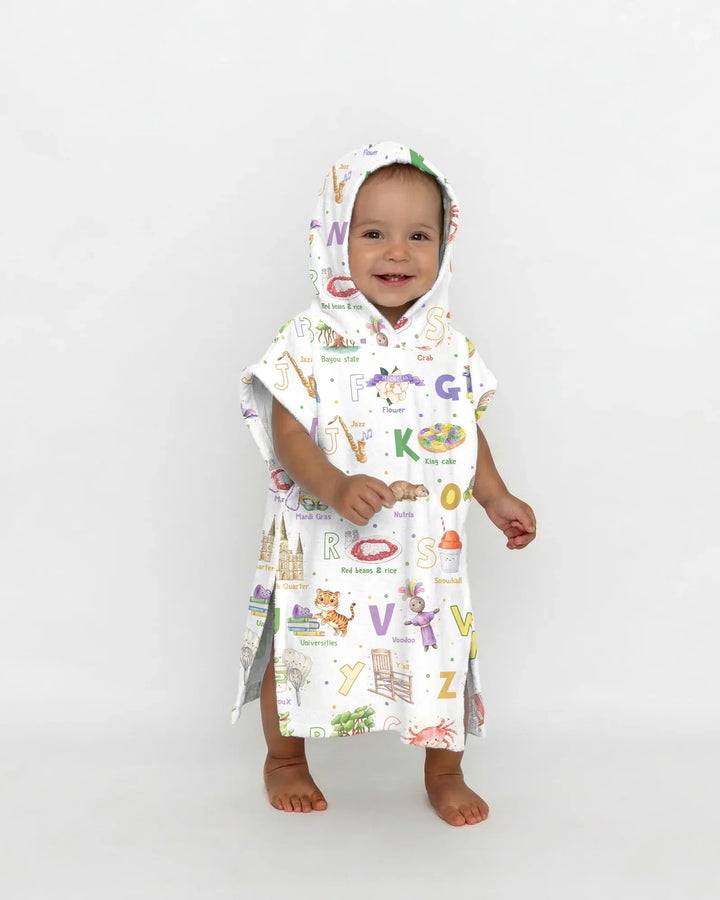 Poncho de Natación de Bambú "Alfabeto de Luisiana"
