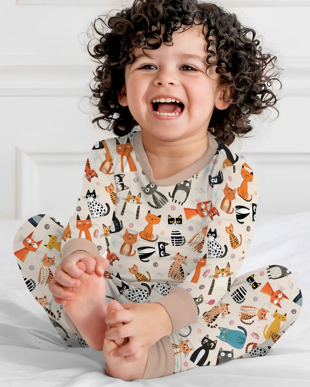 Zweiteiliges Langarm-Pyjama-Set mit Sommerfrüchten