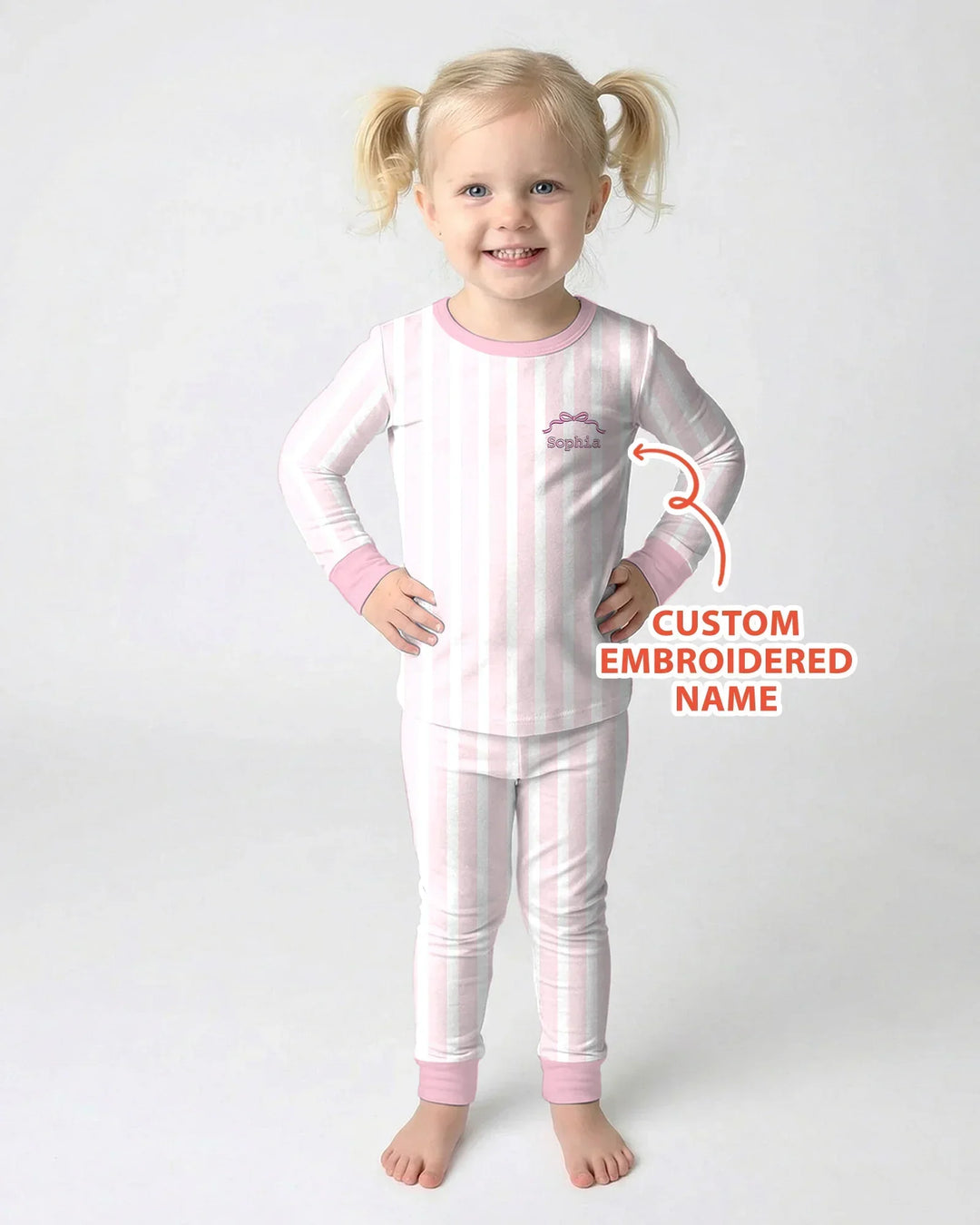 Pijama de dos piezas de bambú rosa con rayas bordado personalizado de manga larga para bebé