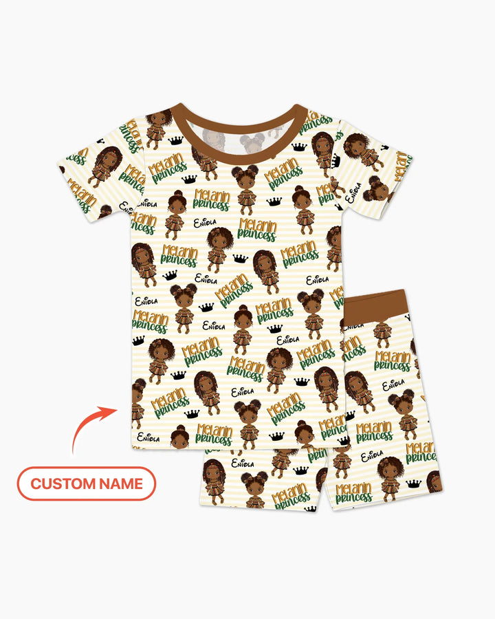 Pijama de dos piezas de bambú con nombre personalizado, "Princesa Melanin", manga corta y pantalón corto