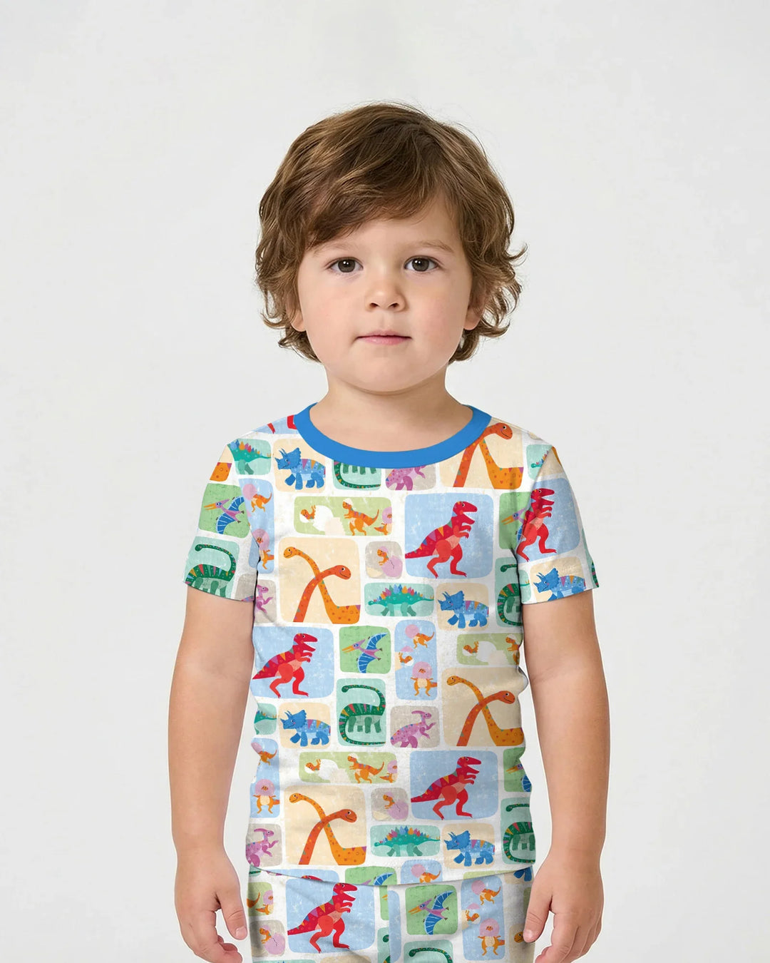 Template Zweiteiliges Pyjama-Set mit kurzen Ärmeln und Shorts