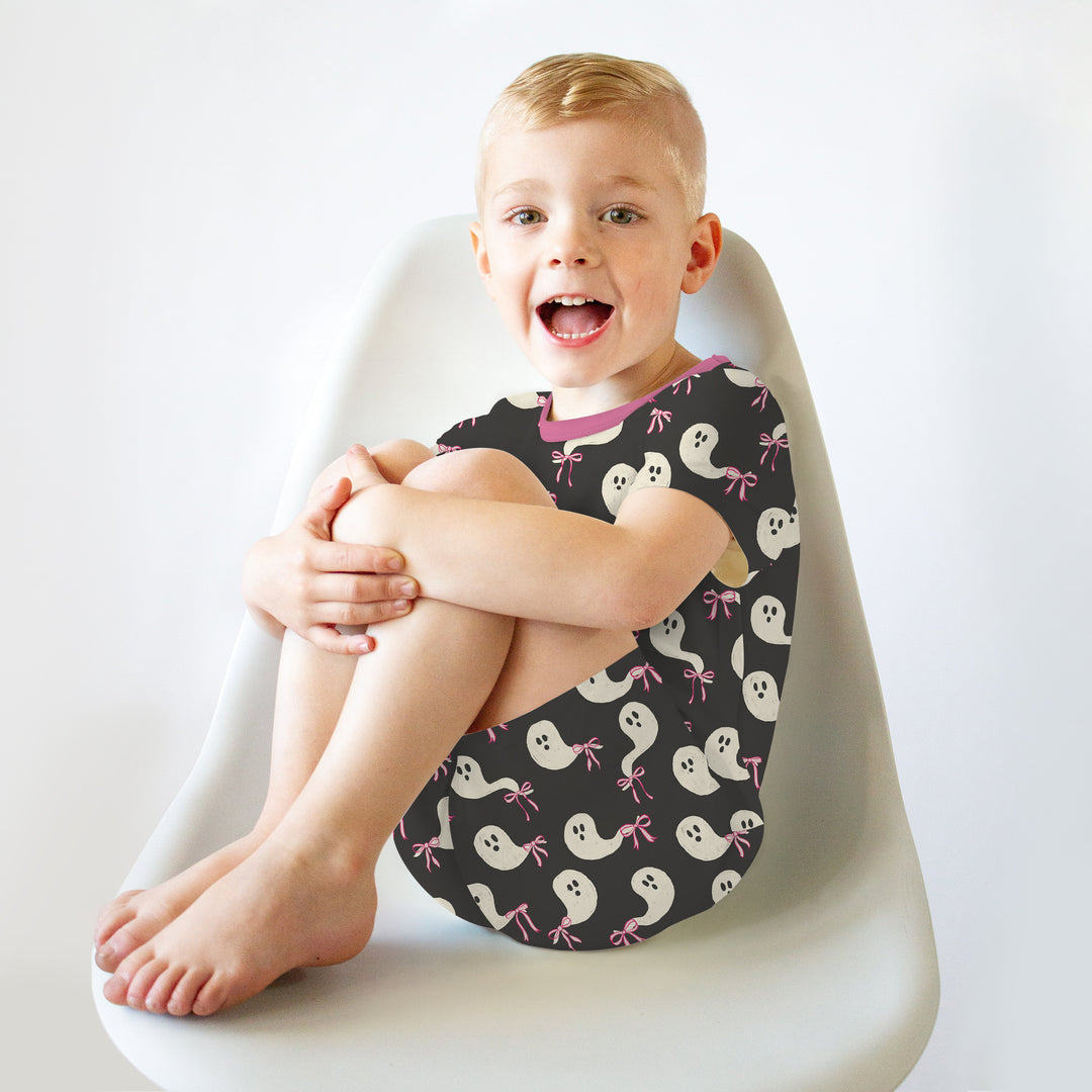 Little Ghosts Two Piece Short Sleeve Shorts Pajama Set For Halloween