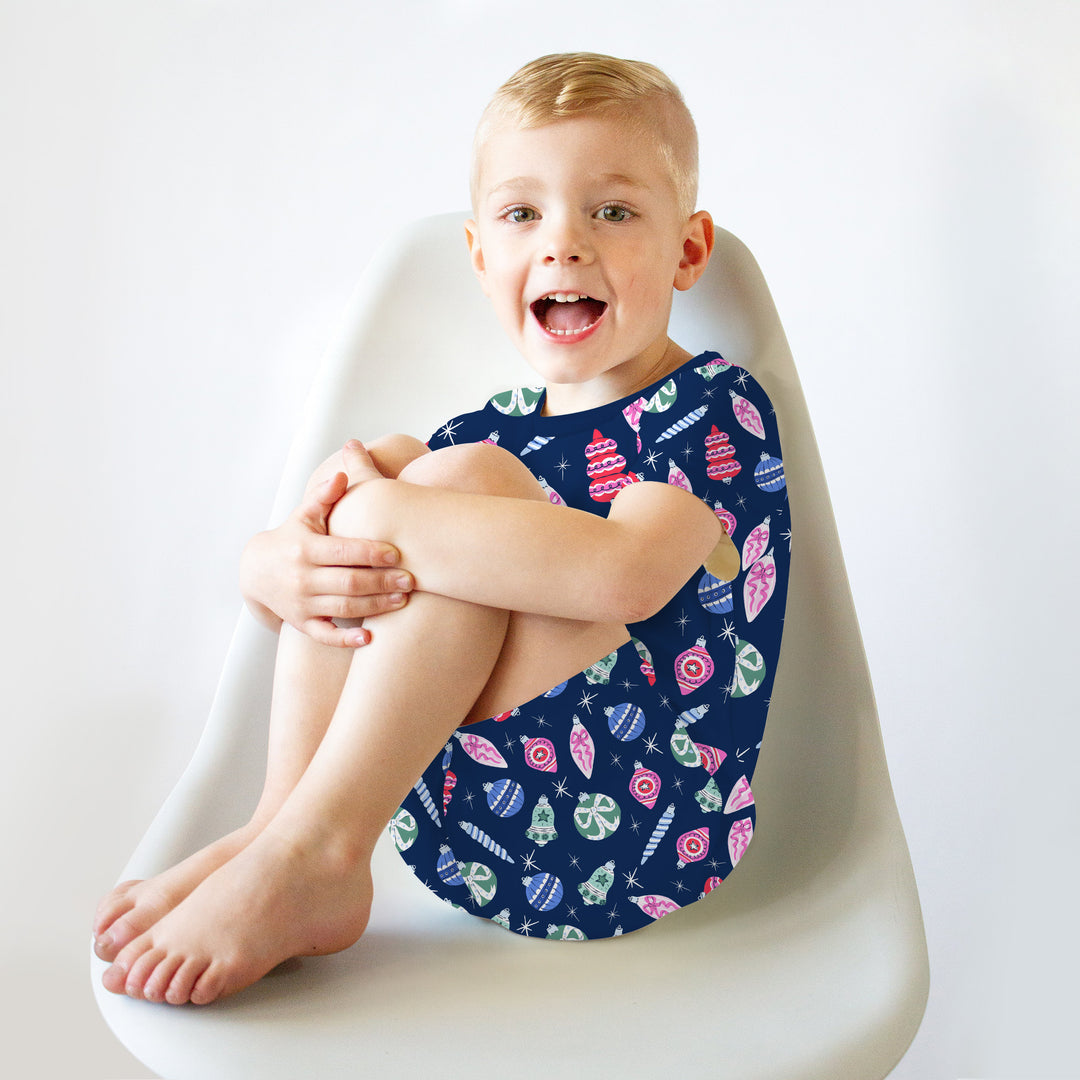 Ornaments Party Two Piece Short Sleeve Shorts Pajama Set