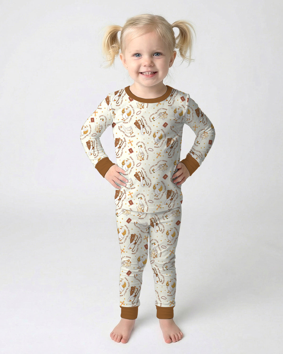 Zweiteiliges Langarm-Pyjama-Set mit Sommerfrüchten