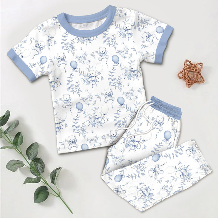 Zweiteiliges Kurzarm-Pyjama-Set mit Toile de Jouy-Muster und blauem Bärenmotiv