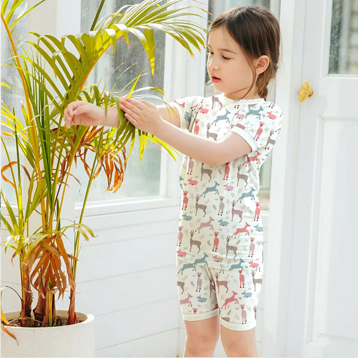 Colorful Deer Bamboo Outfit for Kids – Vibrant and Comfortable