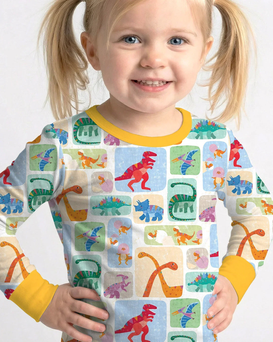 Pijama de dos piezas de bambú de manga larga Rainbow Dino Friends a juego para toda la familia