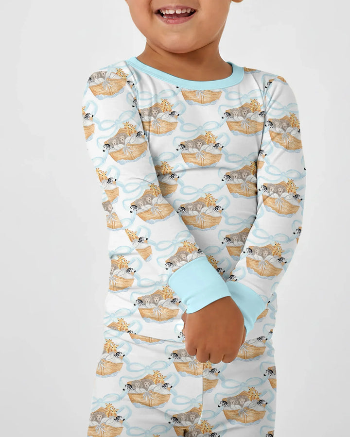 Zweiteiliges Langarm-Pyjama-Set mit Sommerfrüchten