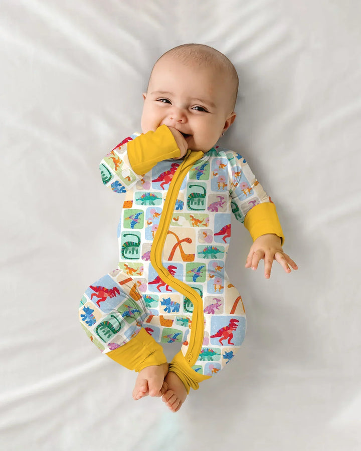 Pijama enterizo de bambú convertible Rainbow Dino Friends a juego para toda la familia