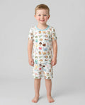 Template Zweiteiliges Pyjama-Set mit kurzen Ärmeln und Shorts