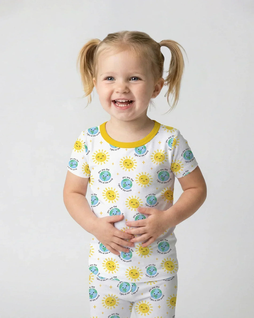 Mateo 5:14 Pijama de dos piezas de bambú de manga corta "Luz del mundo"