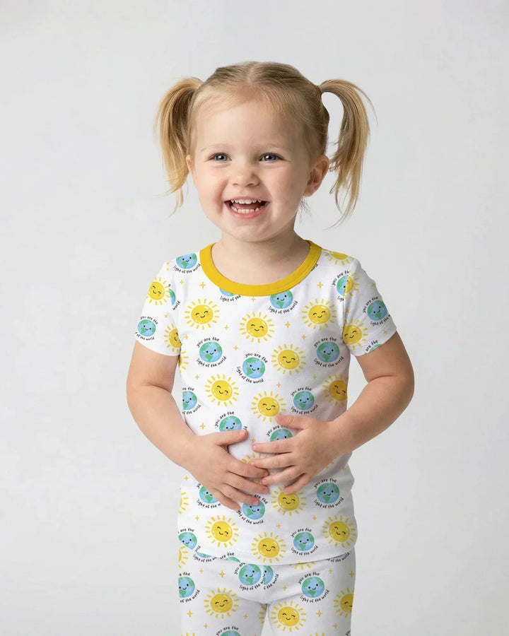 Mateo 5:14 Pijama de dos piezas de bambú de manga corta "Luz del mundo"