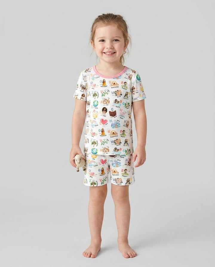 Template Zweiteiliges Pyjama-Set mit kurzen Ärmeln und Shorts