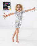 Template Zweiteiliges Pyjama-Set mit kurzen Ärmeln und Shorts