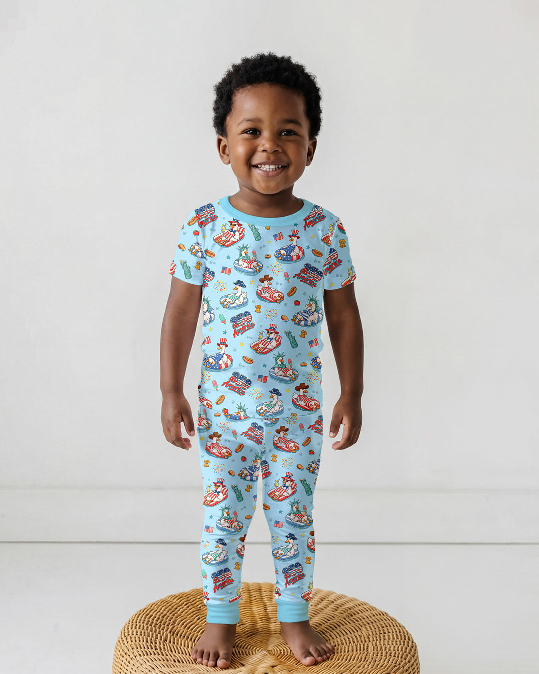 Zweiteiliges, kurzärmliges Pyjama-Set mit Marienkäfern