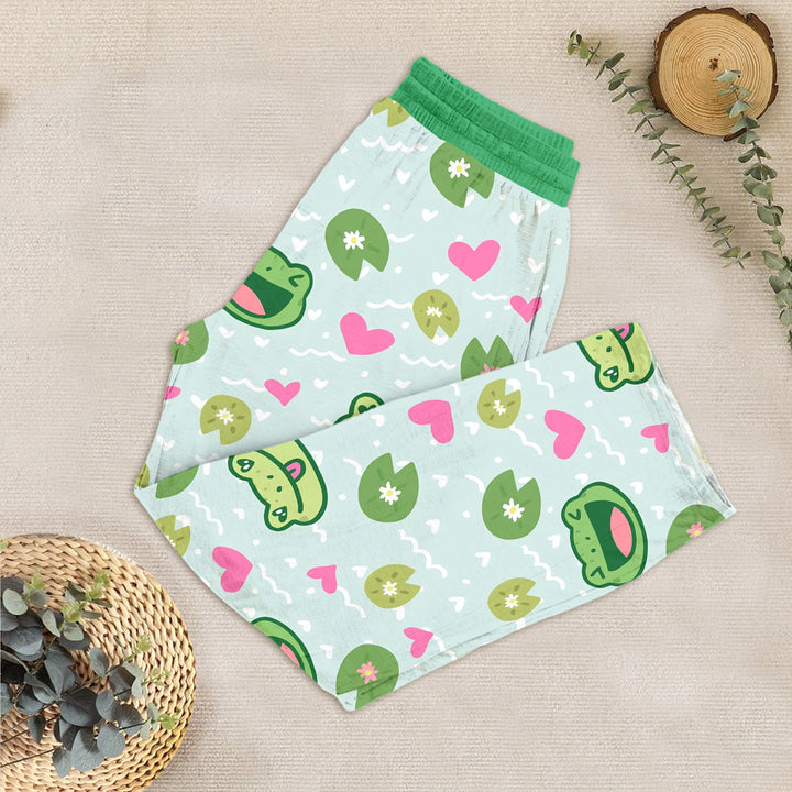 Frog Print Bamboo Outfit for Kids – Fun and Energetic