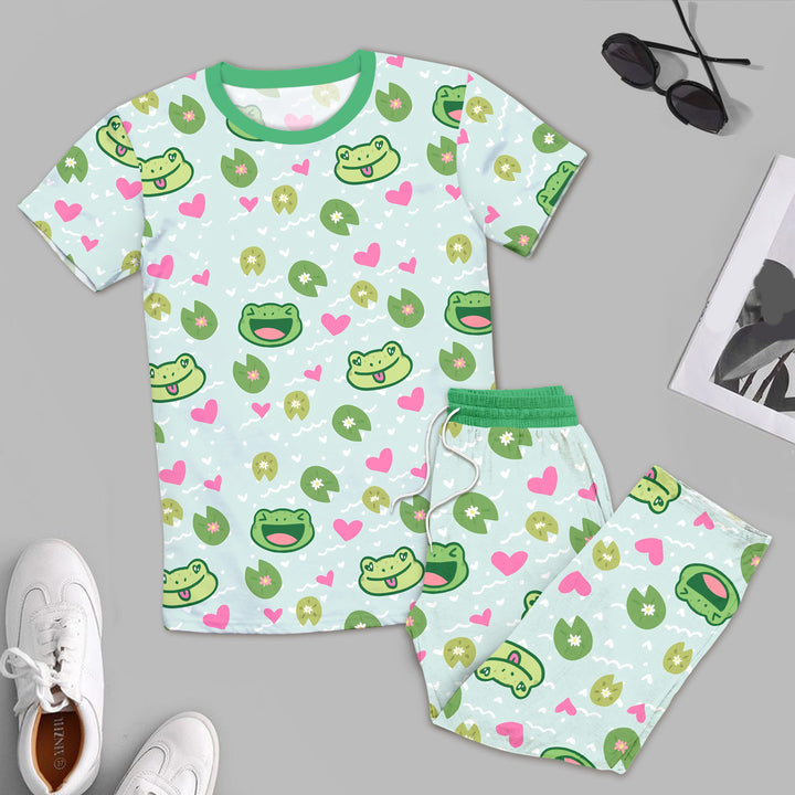 Frog Print Bamboo Outfit for Men – Bold and Comfortable