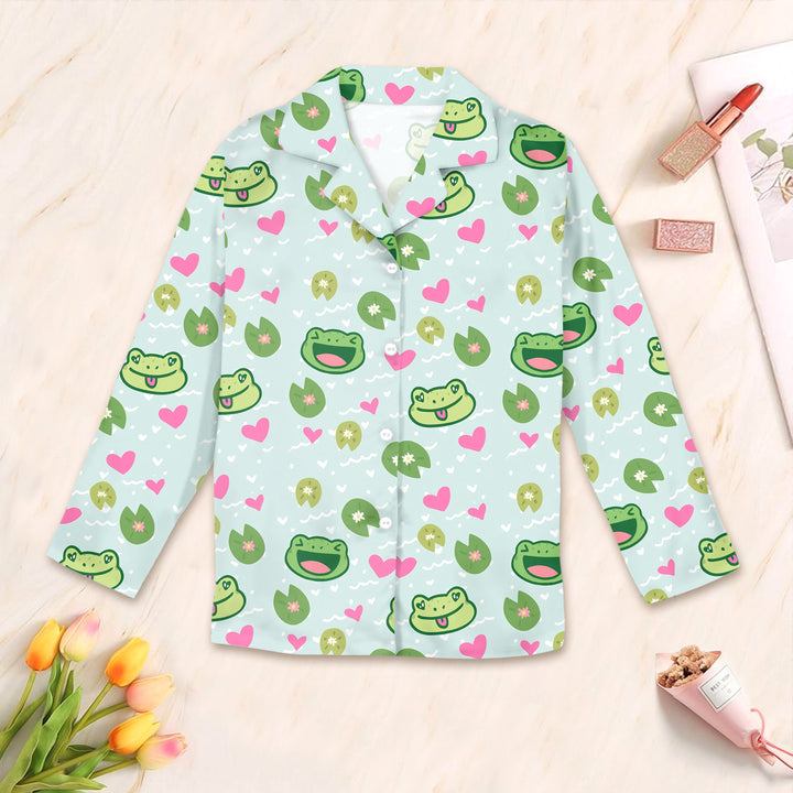 Frog Print Bamboo Outfit for Women – Fun and Stylish