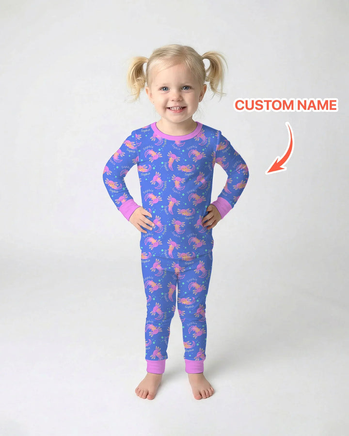 Pijama de dos piezas de manga larga de bambú con nombre personalizado y diseño de ajolote que brilla en la oscuridad