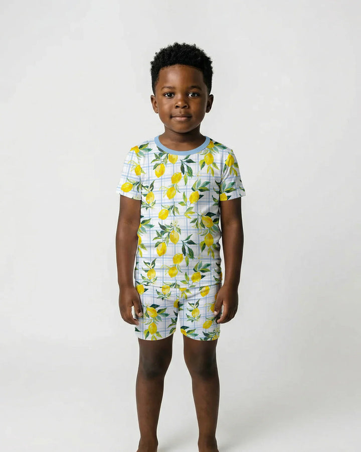 Conjunto de pijama de dos piezas de bambú, manga corta y pantalones cortos, con estampado a juego de limones mediterráneos para la familia