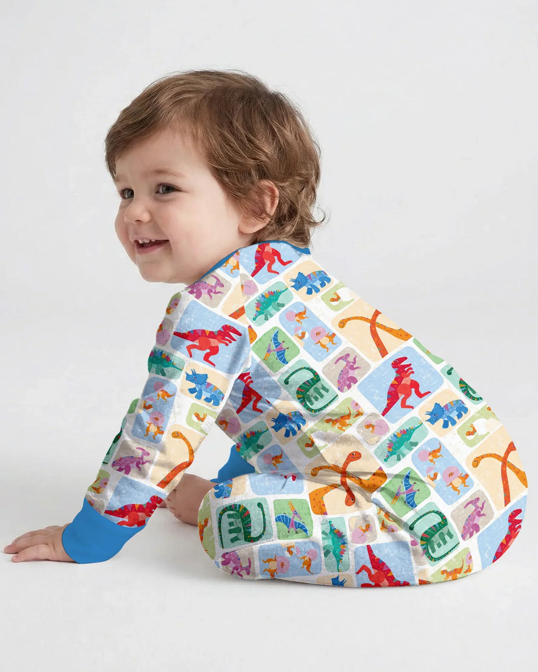 Pijama enterizo de bambú convertible Rainbow Dino Friends a juego para toda la familia