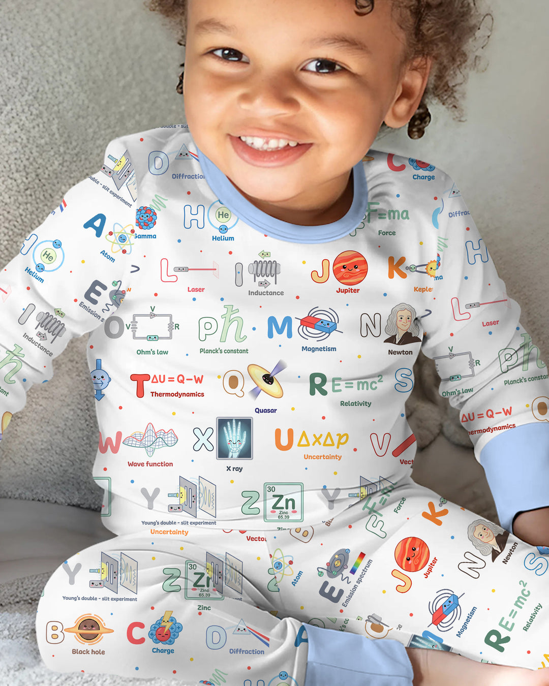 Zweiteiliges Langarm-Pyjama-Set mit Sommerfrüchten
