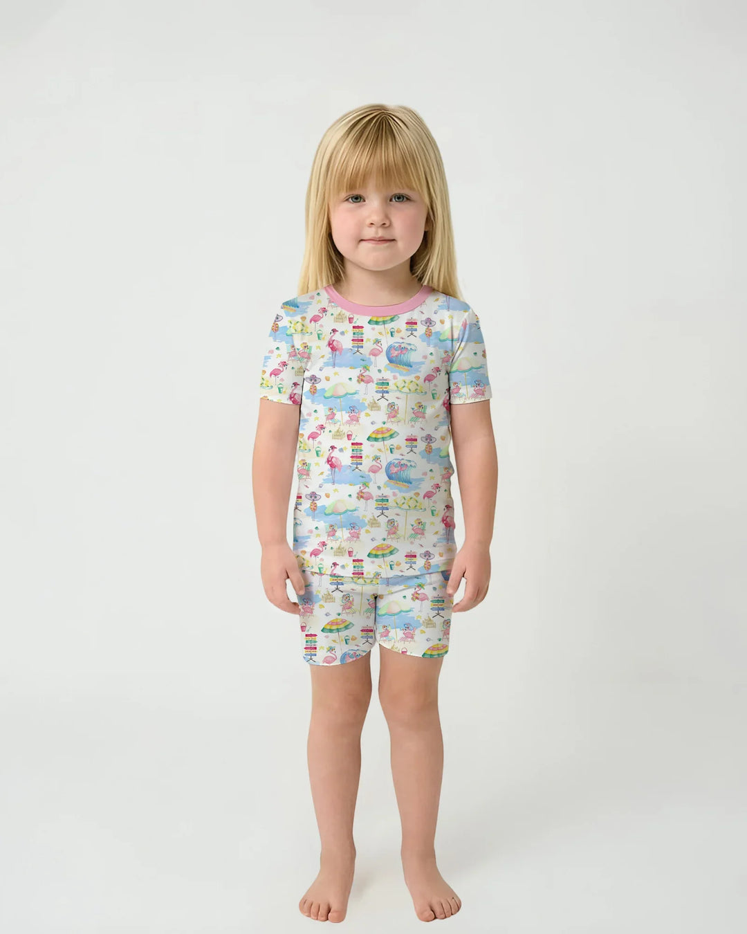 Template Zweiteiliges Pyjama-Set mit kurzen Ärmeln und Shorts
