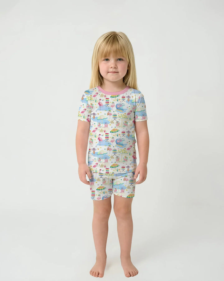 Template Zweiteiliges Pyjama-Set mit kurzen Ärmeln und Shorts