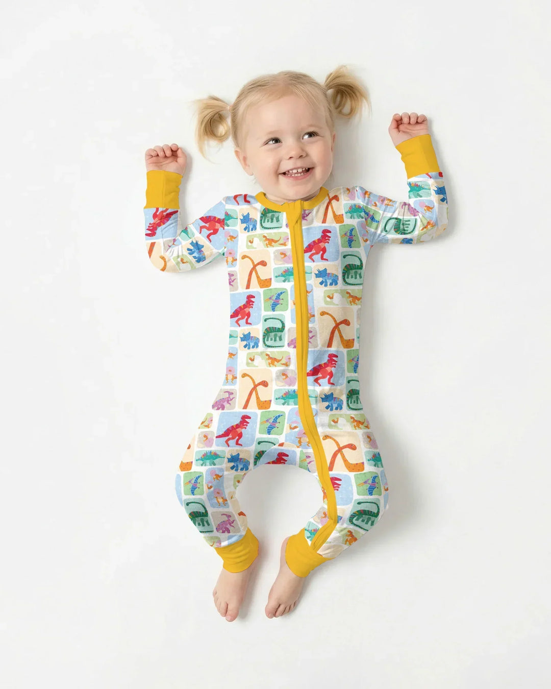 Pijama enterizo de bambú convertible Rainbow Dino Friends a juego para toda la familia