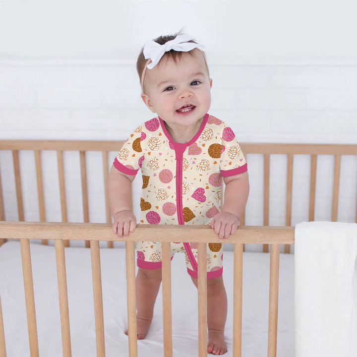 Sweet Concha Shorty Zippy