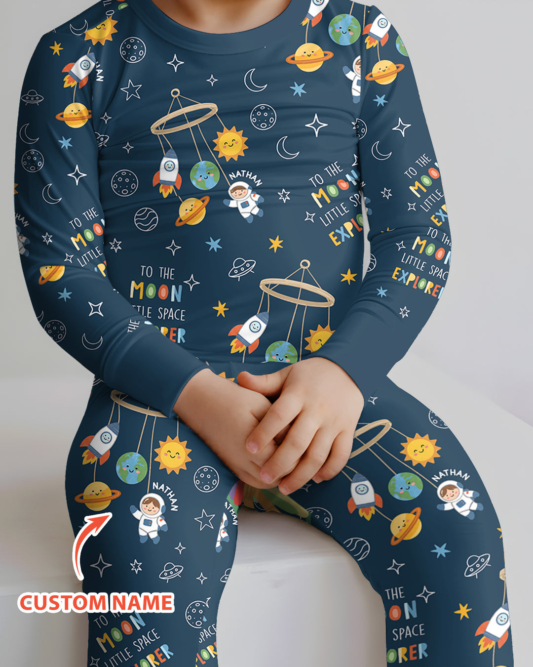 Zweiteiliges Langarm-Pyjama-Set mit Sommerfrüchten