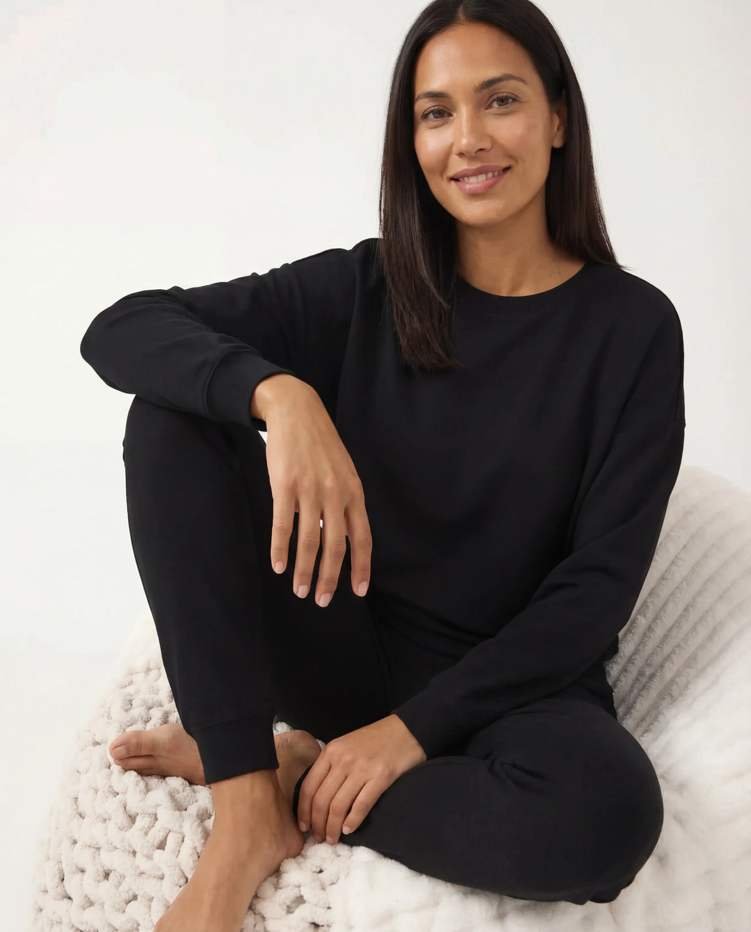 Sudadera Cuello Redondo de Bambú Negro para Mujer