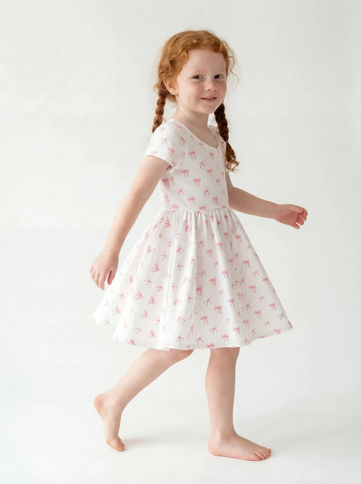 Süßes rosa Schleifen-Garten-Bambus-Drehkleid