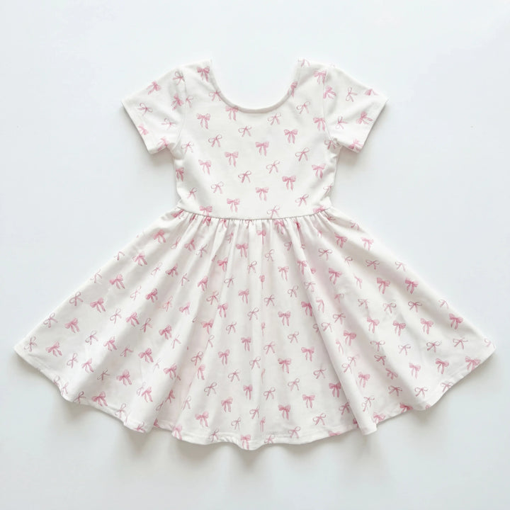 Süßes rosa Schleifen-Garten-Bambus-Drehkleid