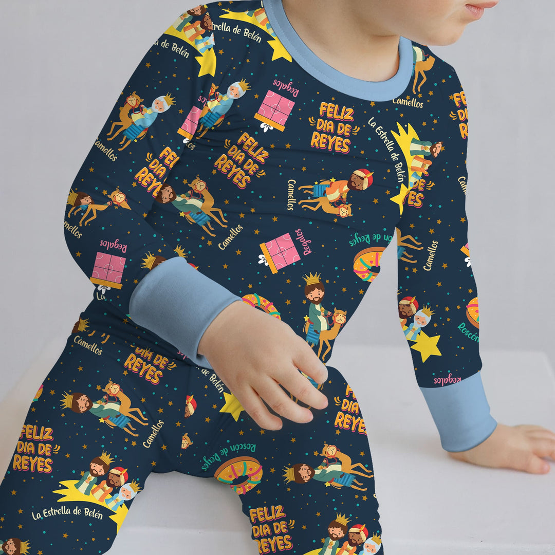 Feliz Dia de Reyes Two Piece Long Sleeve Pajama Set
