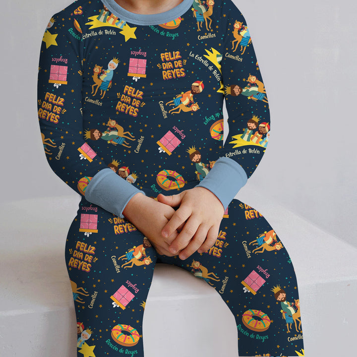 Feliz Dia de Reyes Two Piece Long Sleeve Pajama Set