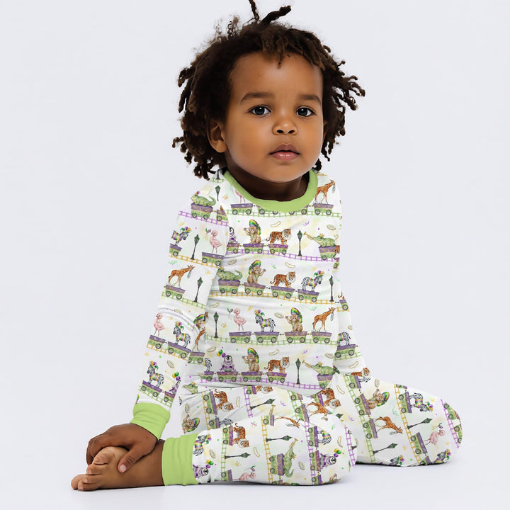 Zweiteiliges Langarm-Pyjama-Set mit Sommerfrüchten