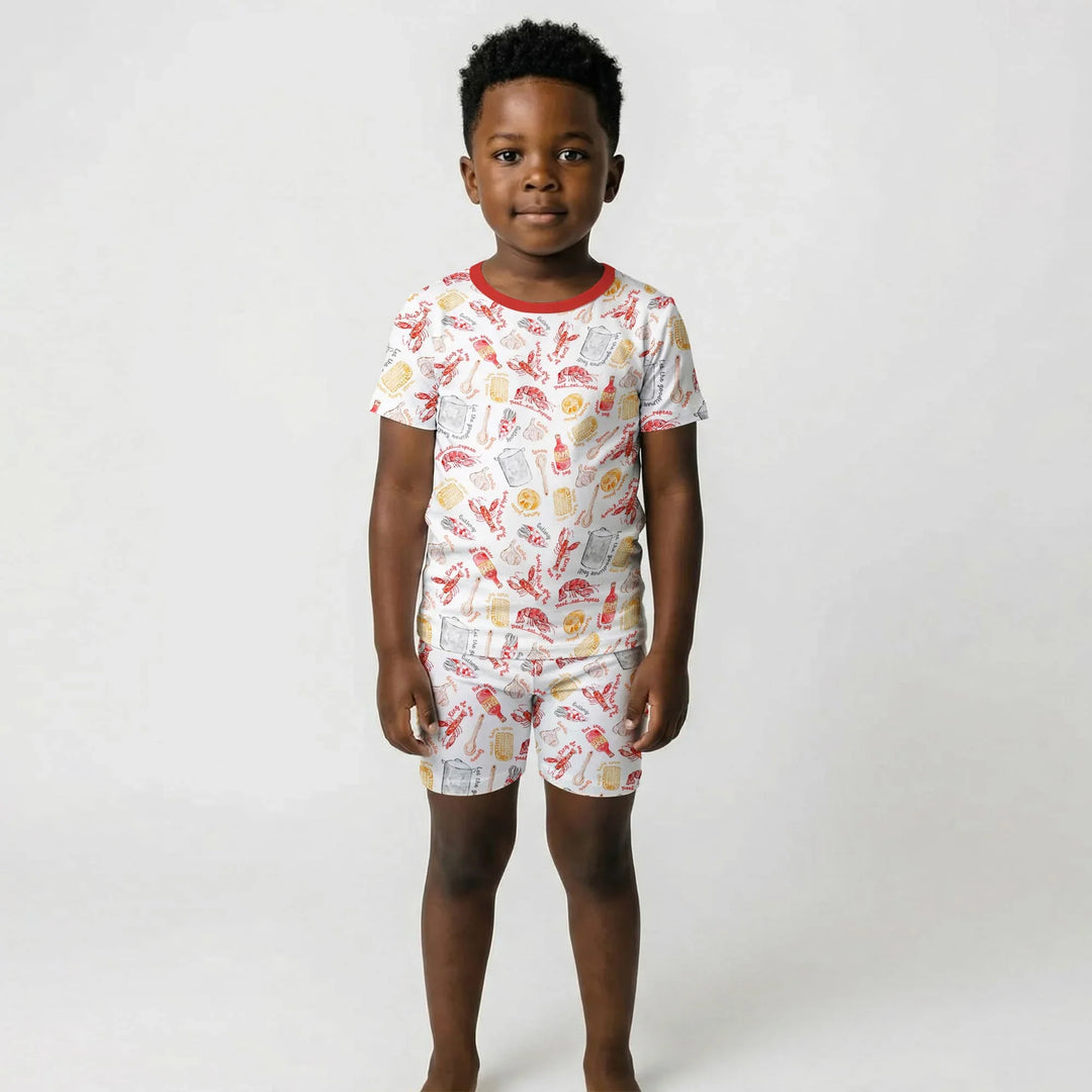 Template Zweiteiliges Pyjama-Set mit kurzen Ärmeln und Shorts