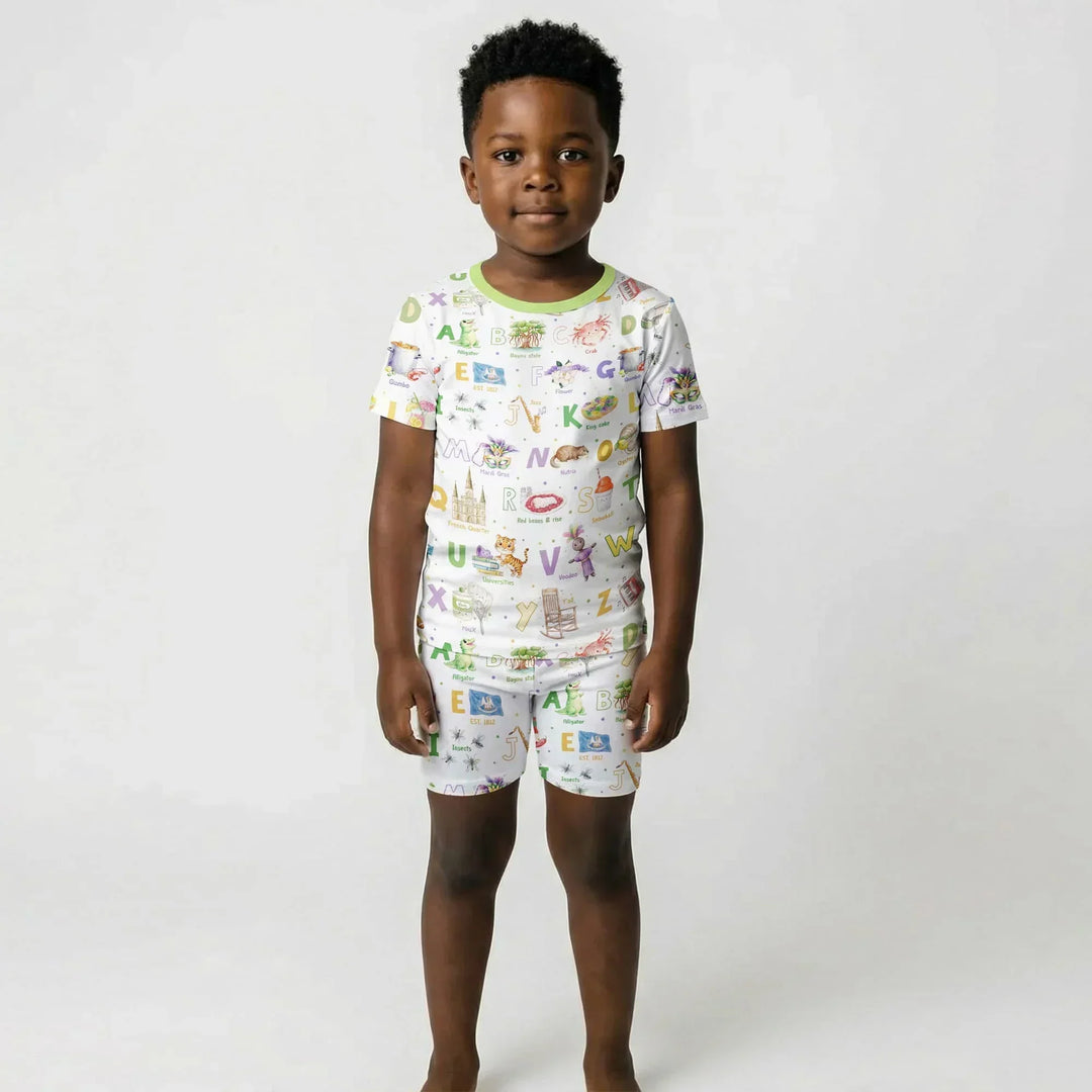 Template Zweiteiliges Pyjama-Set mit kurzen Ärmeln und Shorts