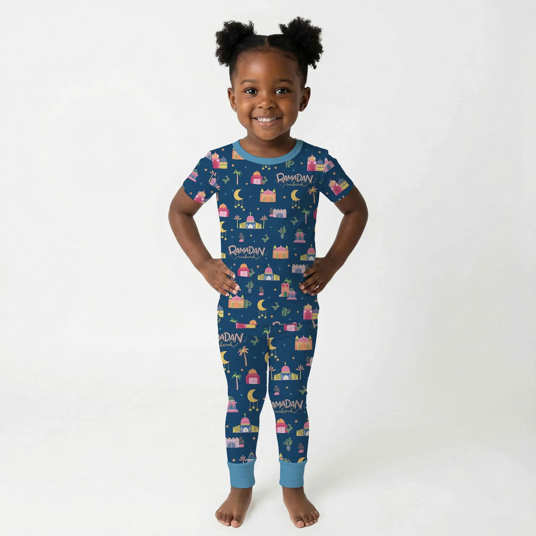 Zweiteiliges, kurzärmliges Pyjama-Set mit Marienkäfern