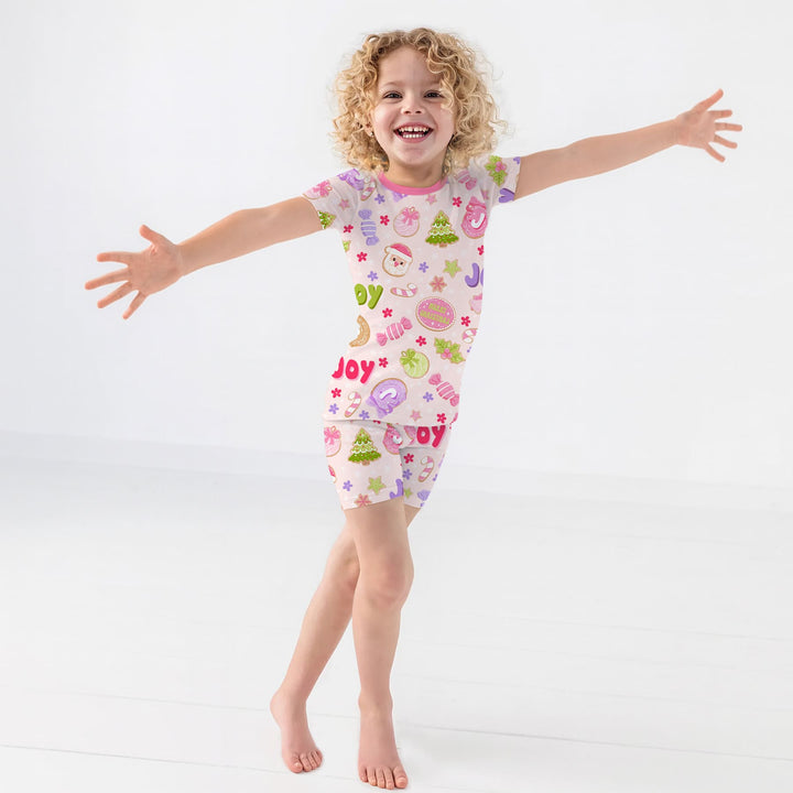 Template Zweiteiliges Pyjama-Set mit kurzen Ärmeln und Shorts