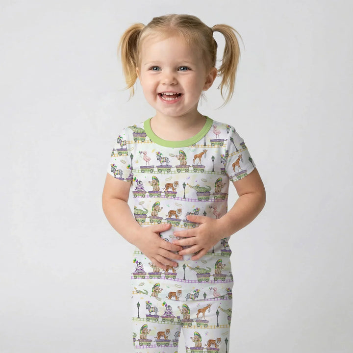 Conjunto de pijama de dos piezas de manga corta de bambú Mardi Gras Jungle Krewe