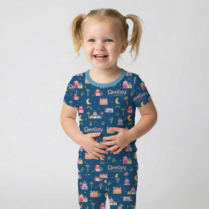 Zweiteiliges, kurzärmliges Pyjama-Set mit Marienkäfern